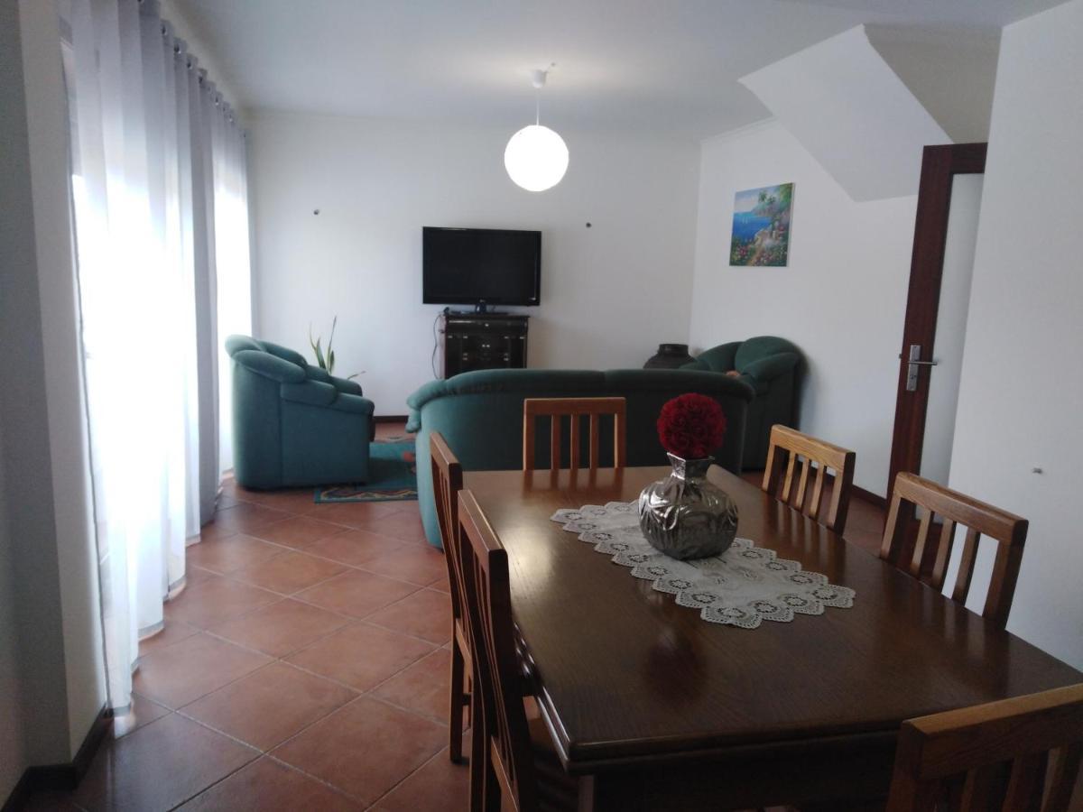 Ares Vieira Apartment วีเอย์รา ดู มีโญ ภายนอก รูปภาพ